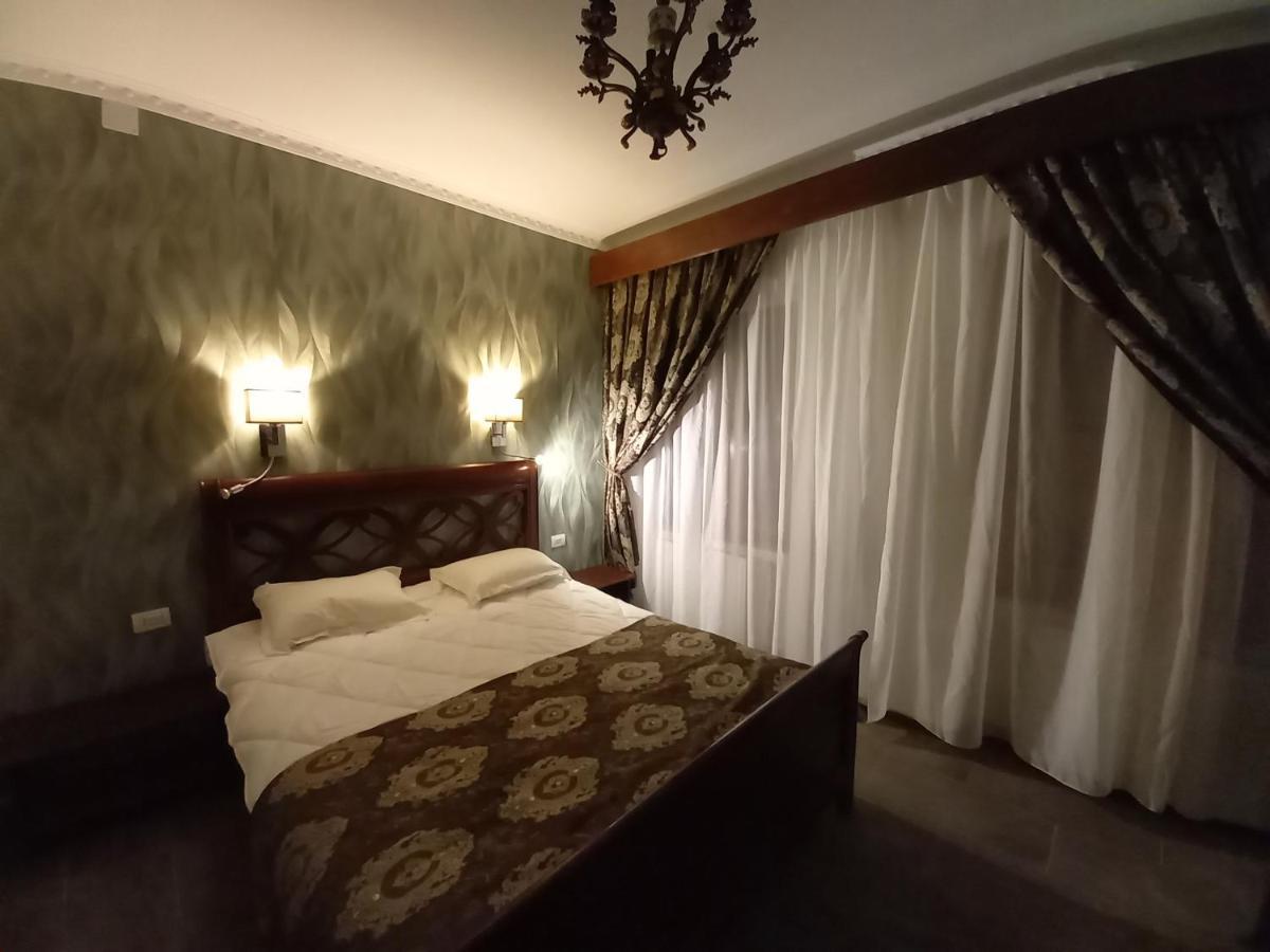 History Apartments Cetatii Sibiu Room photo