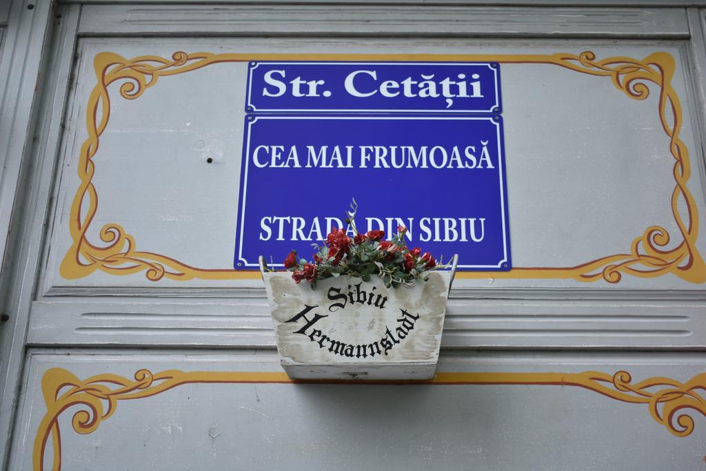 History Apartments Cetatii Sibiu Exterior photo